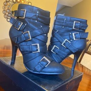 Dereon Footwear Marching Band Boots